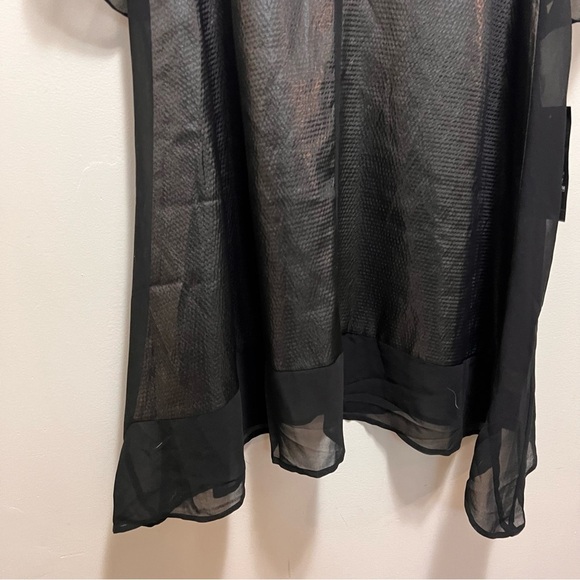 DKNY Jeans Black Flowy Vneck Semi Sheer Blouse Size 1x NWT - Picture 4 of 9